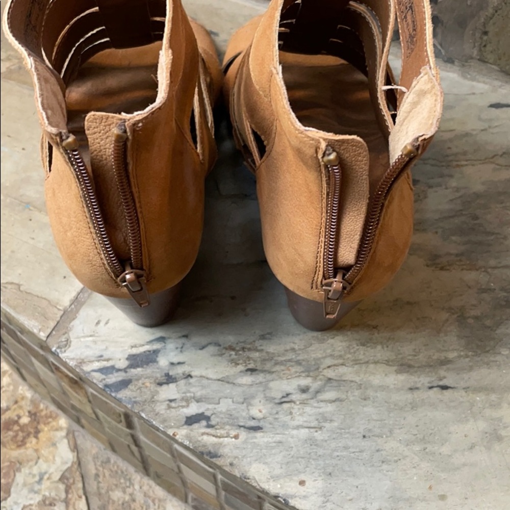 Vionic Harlow Open-Toe Ankle Bootie Size 8 - image 6